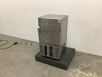 Hoshizaki - im-21 cne - ijsblokjesmachine - afbeelding 1 van  5