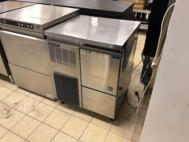 Hoshizaki fm-80ee-n crushed ijsmachine - afbeelding 1 van  9