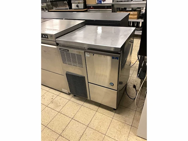 Hoshizaki fm-80ee-n crushed ijsmachine - afbeelding 2 van  9