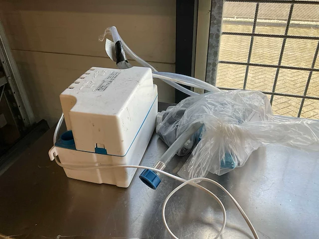 Hoshizaki im-100ne-hc ijsblokjesmachine - afbeelding 6 van  6