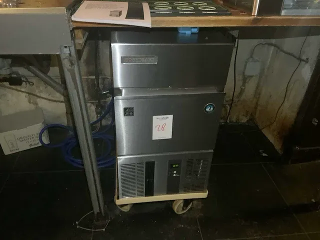 Hoshizaki im-21cne ijsblokjesmachine - afbeelding 1 van  6