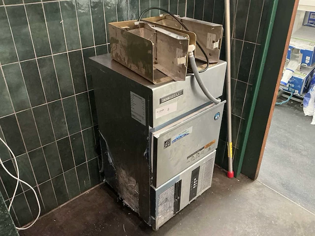 Hoshizaki im-30cne-hc ijsblokjesmachine - afbeelding 1 van  6