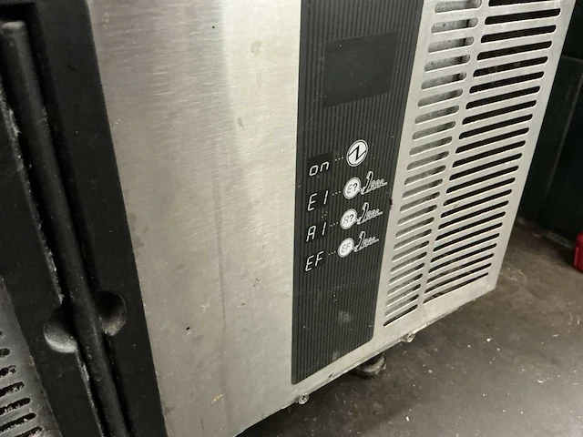 Hoshizaki im-30cne-hc ijsblokjesmachine - afbeelding 6 van  6