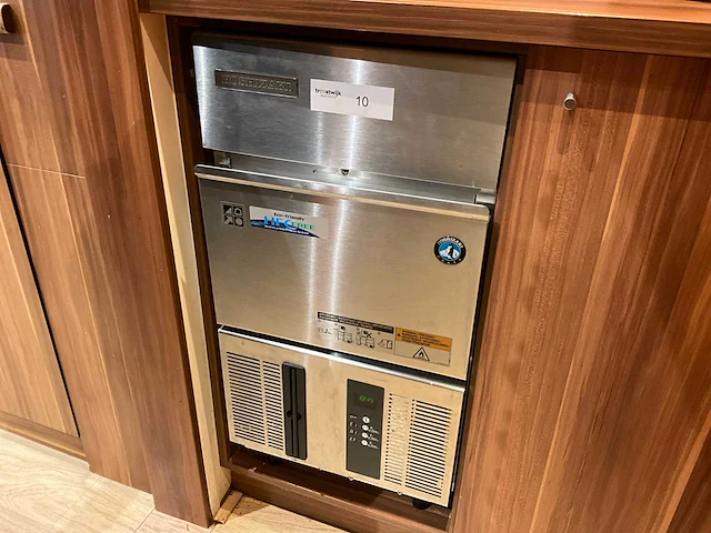 Hoshizaki im-30cne-hc ijsblokjesmachine - afbeelding 1 van  7