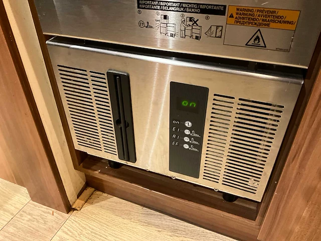 Hoshizaki im-30cne-hc ijsblokjesmachine - afbeelding 5 van  7