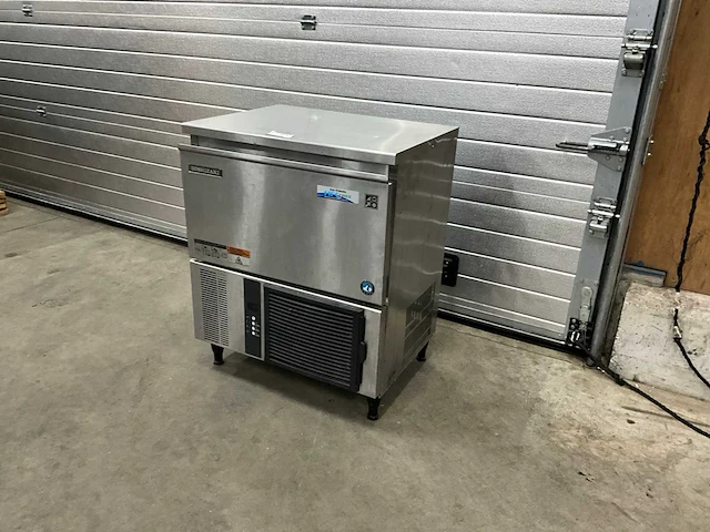 Hoshizaki im-45cne-hc ijsblokjesmachine - afbeelding 1 van  6