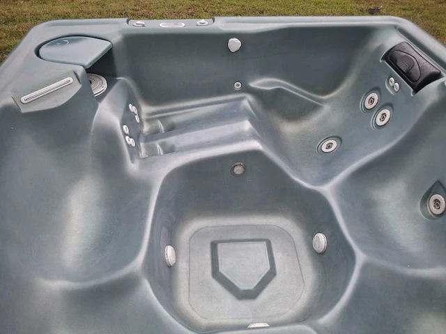 Hotspot 5 persoons jacuzzi en buitenspa - afbeelding 7 van  29