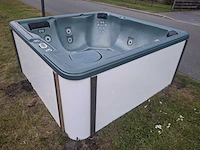 Hotspot 5 persoons jacuzzi en buitenspa - afbeelding 1 van  29