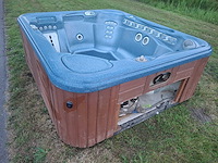 Hotspring 5 persoons jacuzzi en buitenspa - afbeelding 11 van  18