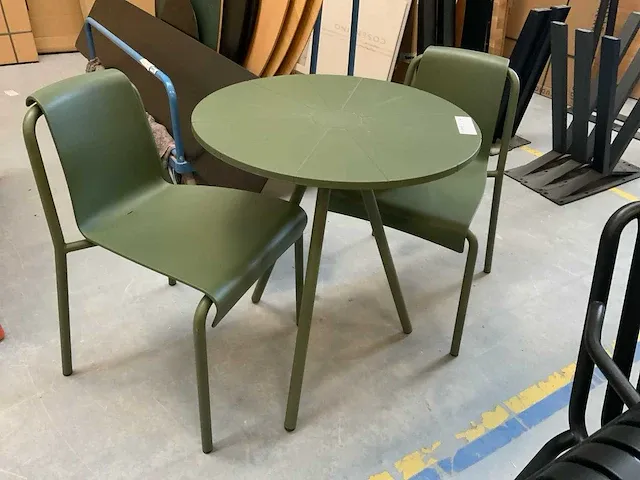 Houe nami tuintafel set - afbeelding 1 van  5