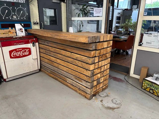 Hout - receptie- en baliemeubel - afbeelding 2 van  3