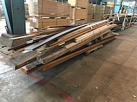 Hout- en bouwmateriaal composiet, vensterbanken, vuren planken (39x) - afbeelding 1 van  2
