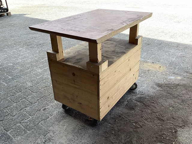 Hout gereedschapswagen - afbeelding 3 van  5