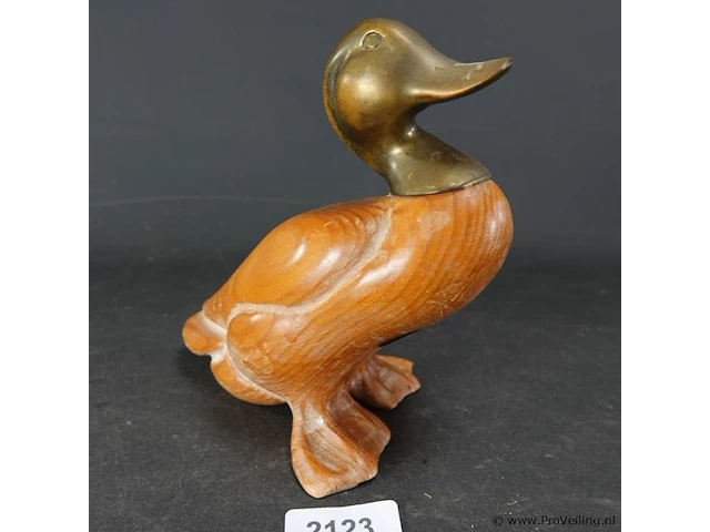 Hout met bronzen eend - afbeelding 1 van  5