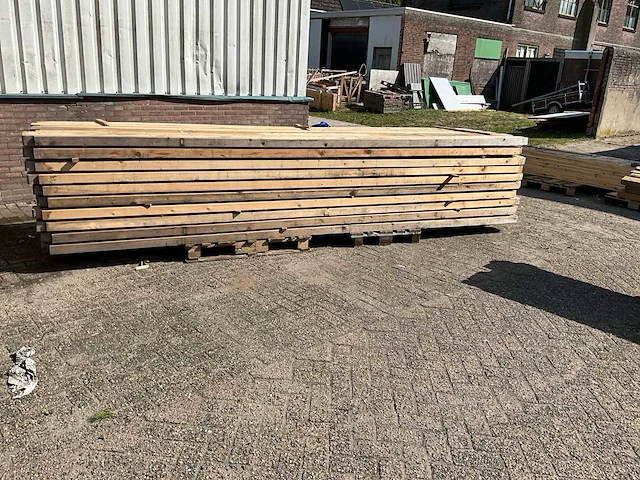 Hout partij gordingen - afbeelding 1 van  4