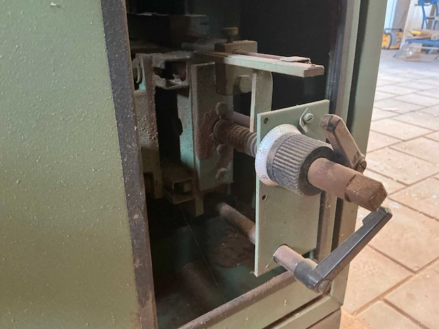 Houtbewerkingsmachine 10 stuks (10x) - afbeelding 11 van  105