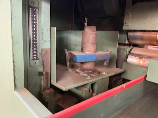 Houtbewerkingsmachine 10 stuks (10x) - afbeelding 14 van  105