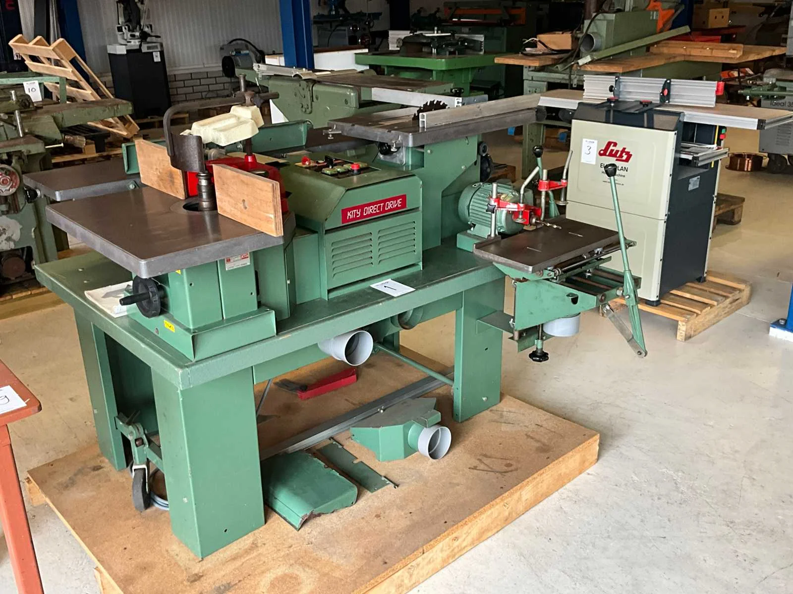 Houtbewerkingsmachines, gereedschappen en toebehoren wegens verhuizing kappert machines