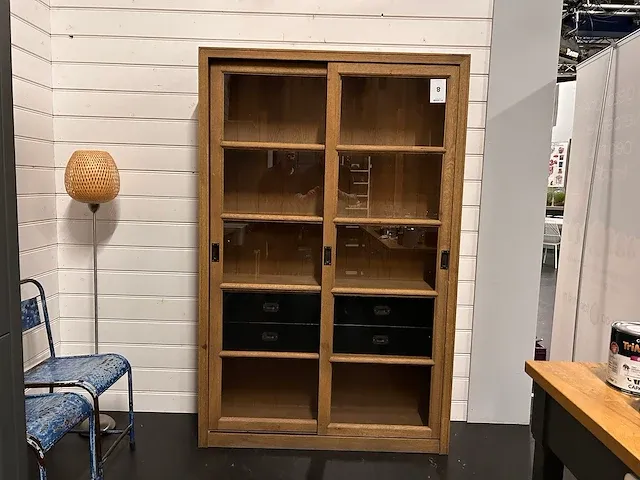 Houten - schuifdeurkast - afbeelding 1 van  4