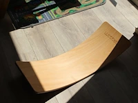 Houten balance board wobble 25 x 75 cm. - afbeelding 2 van  2