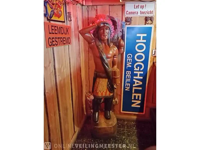 Houten beeld indiaan - afbeelding 3 van  10