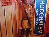 Houten beeld indiaan - afbeelding 3 van  10