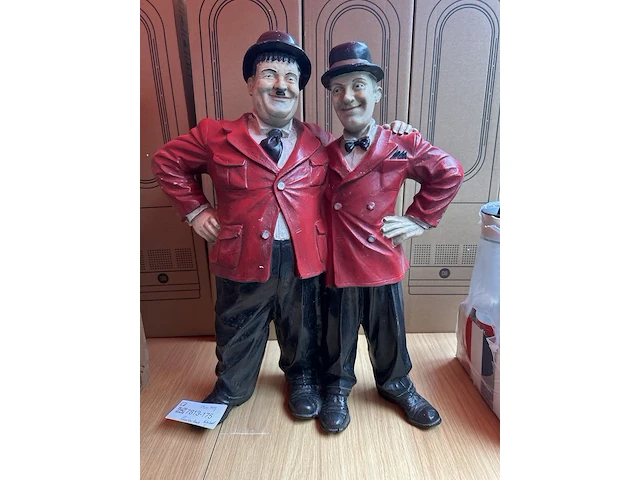 Houten beeld laurel en hardy - afbeelding 1 van  2
