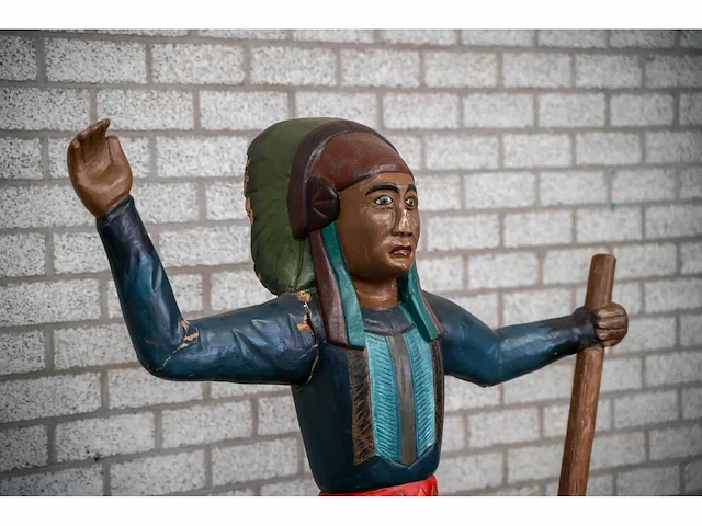 Houten beeld "native american" - afbeelding 5 van  7