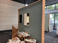 Houten bok voor showroom - afbeelding 2 van  3