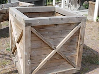 Houten boombak. afmeting 95 x 95 x 104 cm. - afbeelding 2 van  3