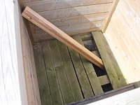 Houten boombak. afmeting 95 x 95 x 104 cm. - afbeelding 3 van  3