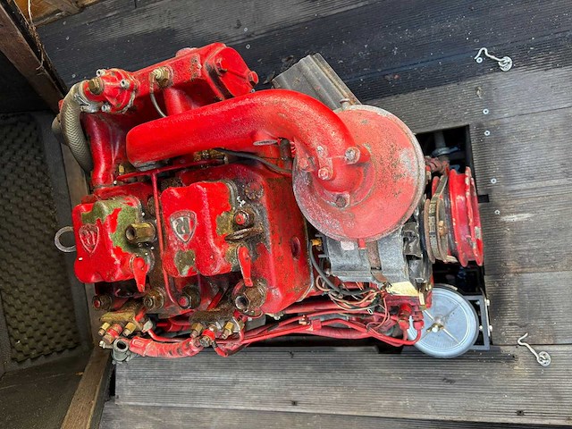 Houten boot - afbeelding 6 van  12