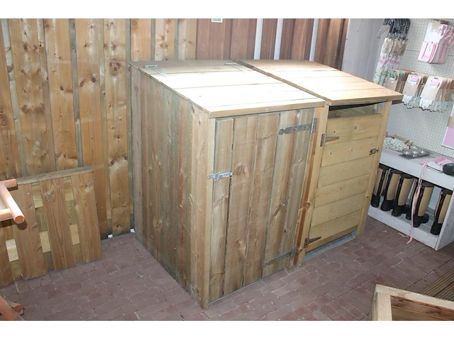 Houten container ombouw. afmeting 92 x 76 x 126 cm. - afbeelding 1 van  2