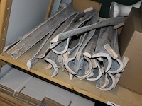 Houten decoratie ruim 20 stuks - afbeelding 1 van  7