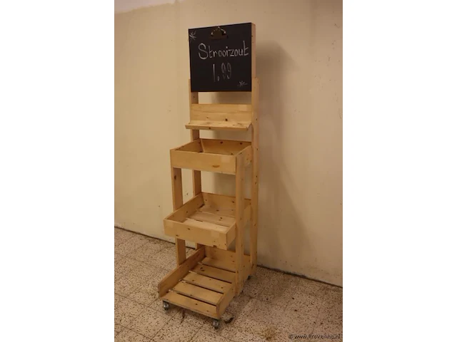 Houten display-kast op wielen - 65x47x75cm - afbeelding 1 van  5