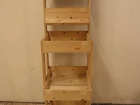 Houten display-kast op wielen - 65x47x75cm - afbeelding 2 van  5