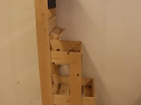 Houten display-kast op wielen - 65x47x75cm - afbeelding 3 van  5