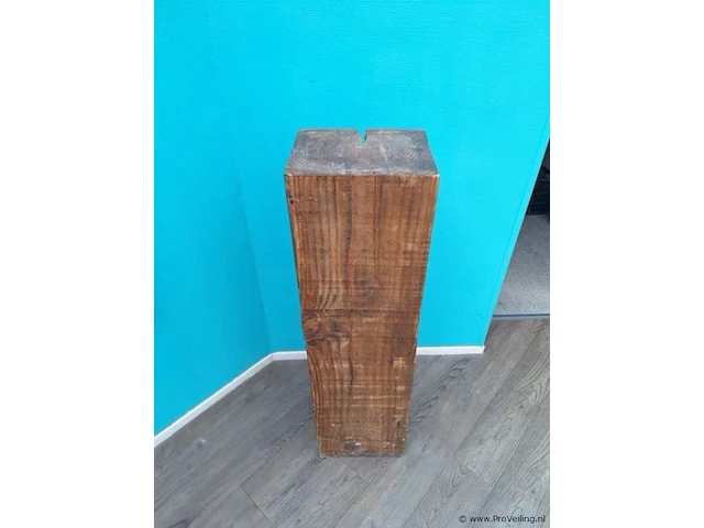 Houten displayzuil - 29x29x100cm - afbeelding 1 van  3