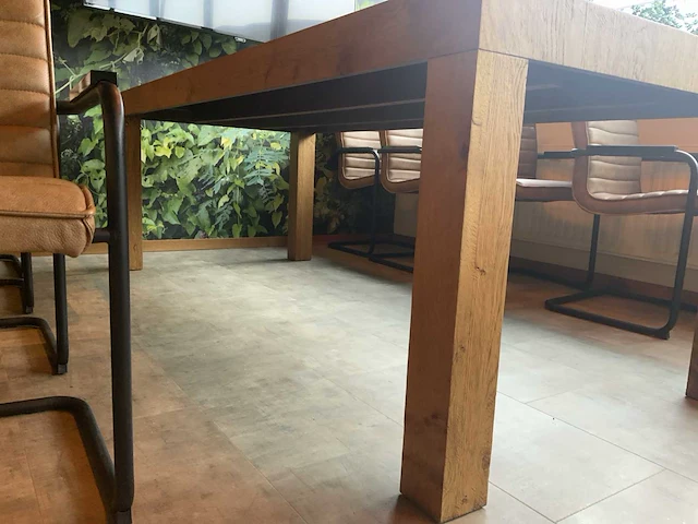 Houten eetkamertafel - afbeelding 3 van  4