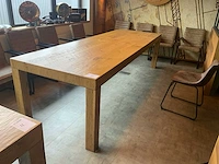 Houten eetkamertafel - afbeelding 1 van  4