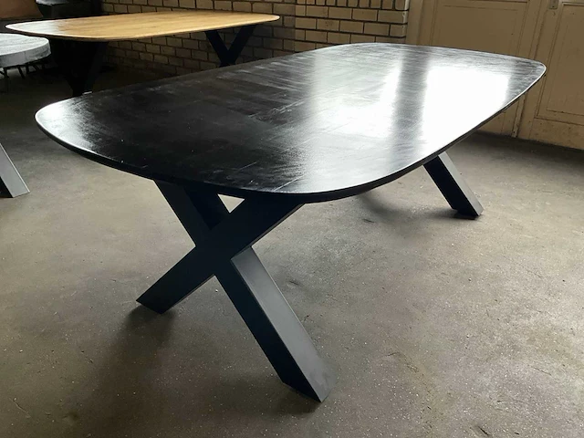 Houten eetkamertafel - afbeelding 2 van  10