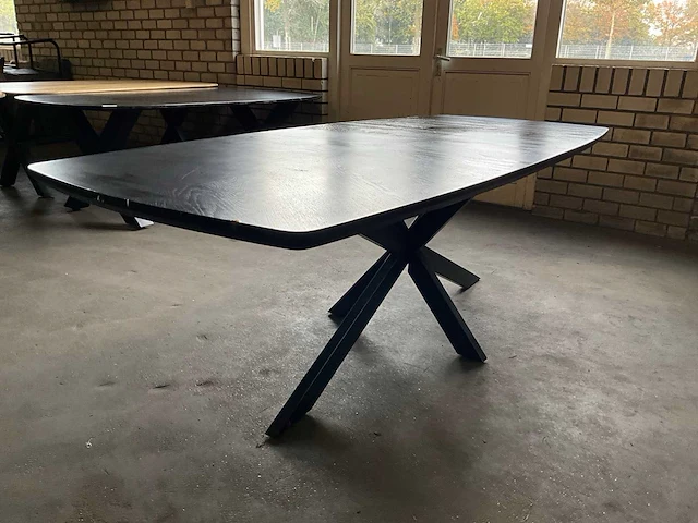 Houten eetkamertafel - afbeelding 1 van  12