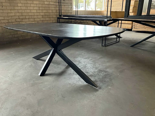 Houten eetkamertafel - afbeelding 1 van  11