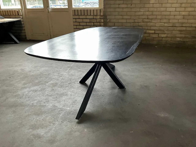 Houten eetkamertafel - afbeelding 9 van  11