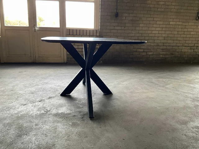 Houten eetkamertafel - afbeelding 2 van  10