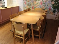 Houten eettafel met 10 eikenhouten stoelen met kunstrotan zitting. afmeting 180 / 270 x 100 cm - afbeelding 2 van  3