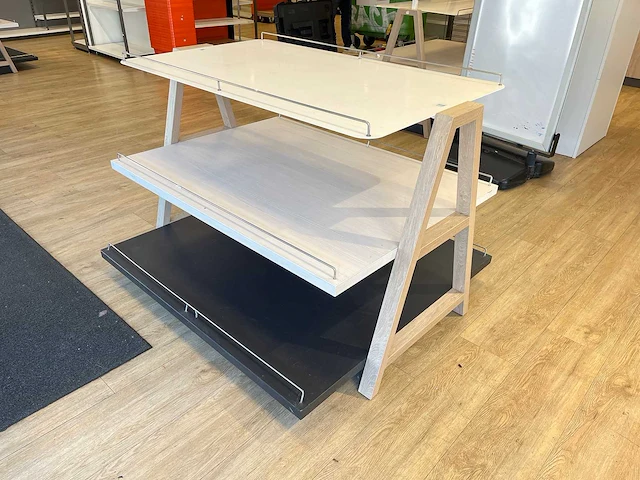 Houten etagère 120 cm hoog (2x) - afbeelding 1 van  5