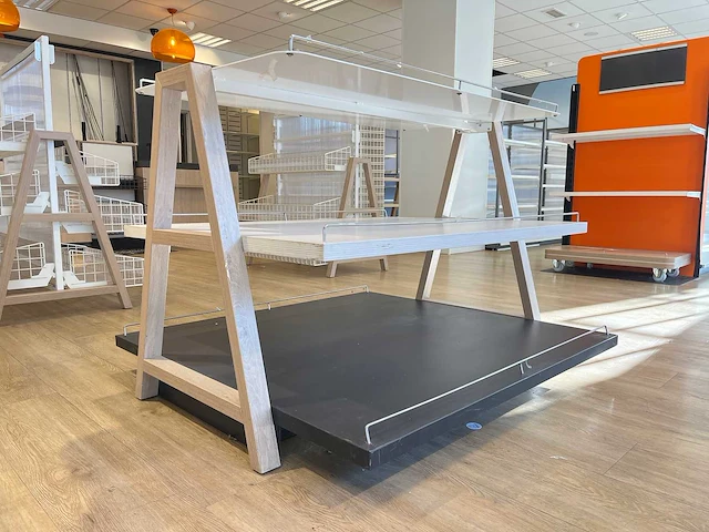 Houten etagère 120 cm hoog (2x) - afbeelding 2 van  5