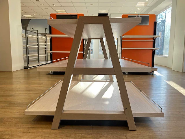 Houten etagère 120 cm hoog - afbeelding 3 van  6