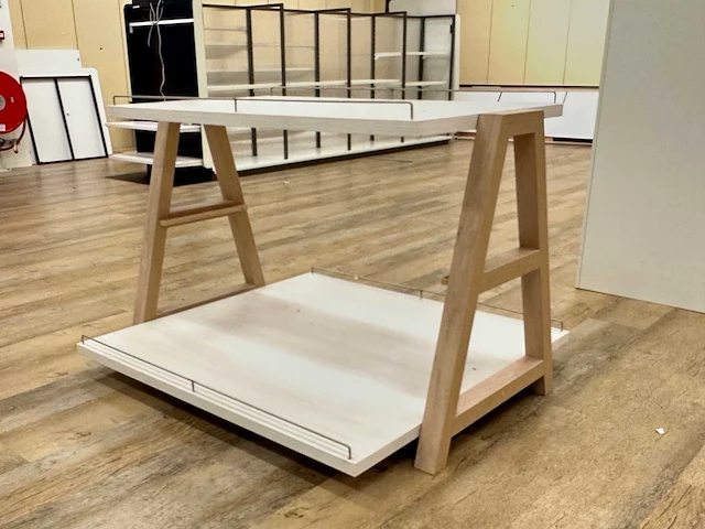 Houten etagère 120 cm hoog - afbeelding 1 van  2